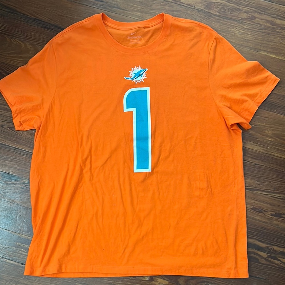 NIKE Miami Dolphins Tua Tagovailoa T-shirt
